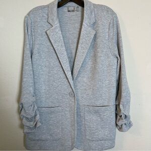 T Tahari Light Gray Ruched Sleeve Blazer – Size Medium 🩶✨